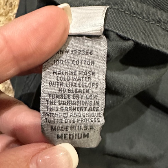 Men's Black Wolf Graphic Tee - Picture 6 of 7